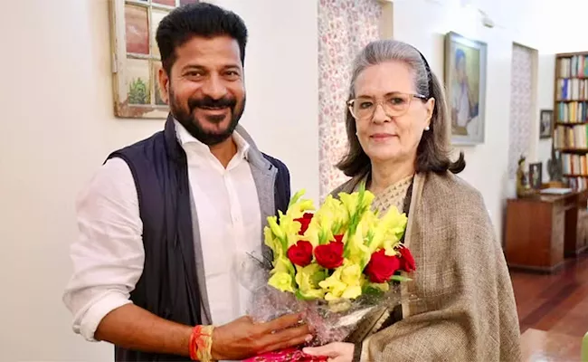 CM Revanth Delhi Tour Meets Sonia Gandhi rahul Gandhi - Sakshi
