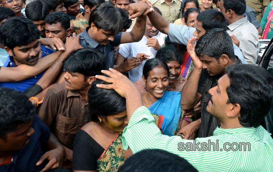 Jagan in Tirupathi - Sakshi7