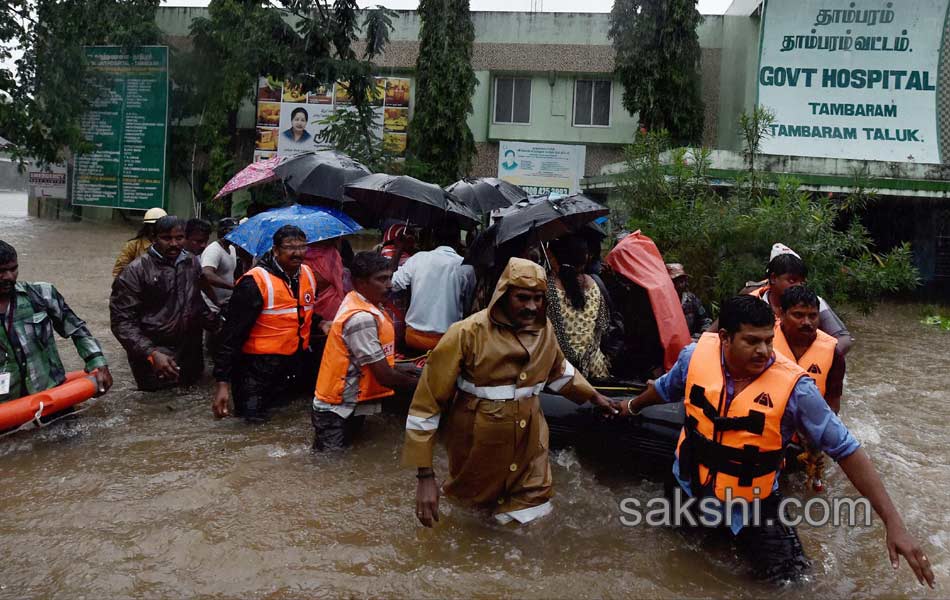 heavy rains in chennai19