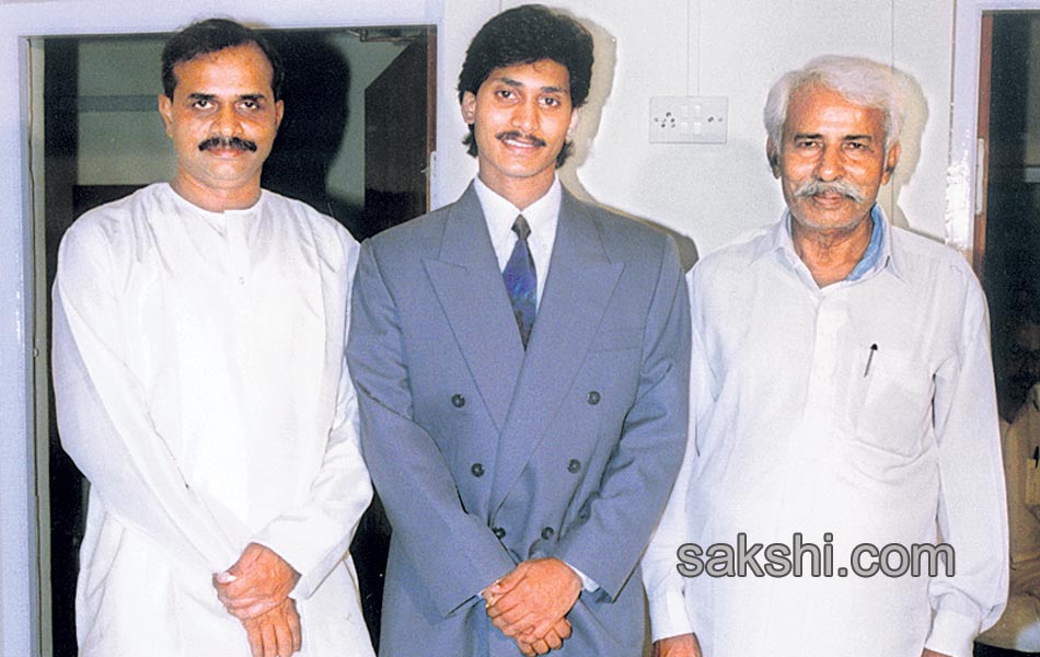 YSR Vardhanthi 2016 - Sakshi13