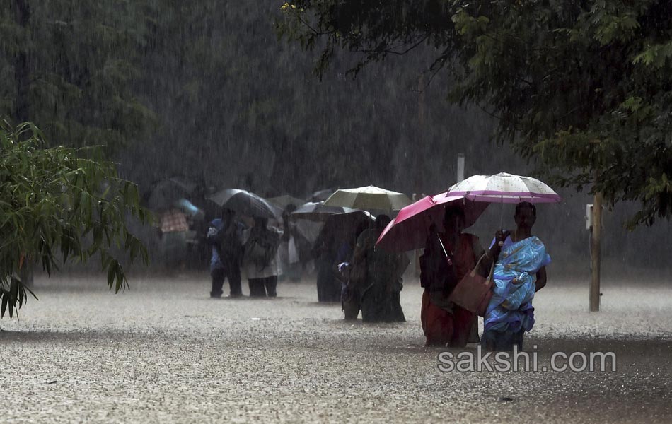 heavy rains in chennai9