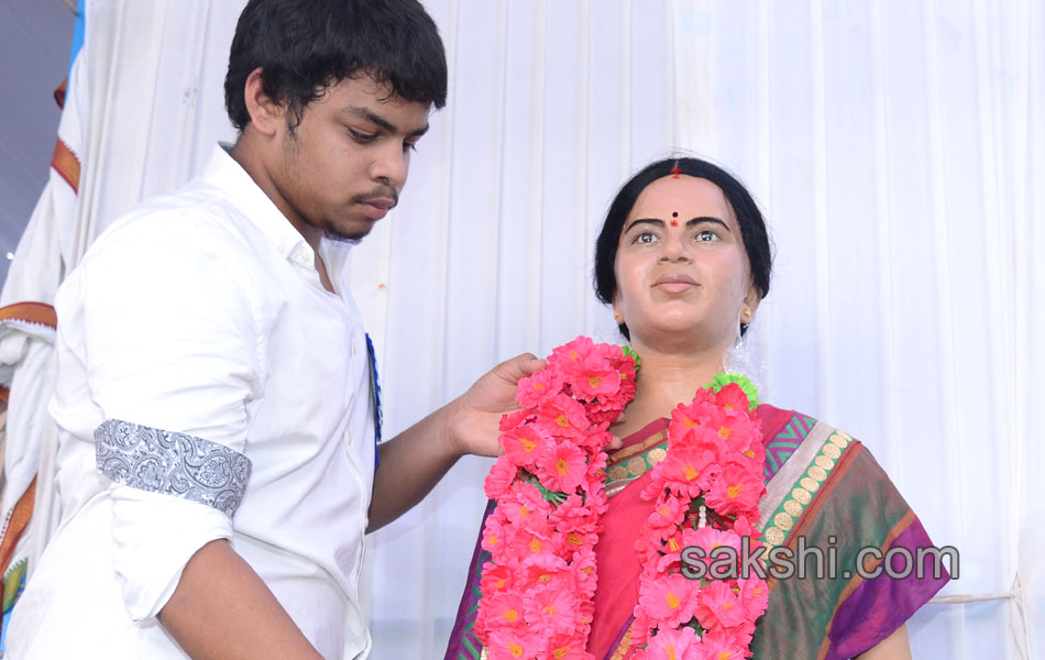 SHOBANAGIREDDY DEATH ANNIVARSARY - Sakshi15