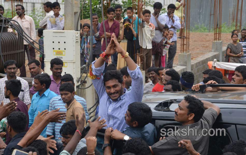 YS Jagan Tour in Nandyala - Sakshi11