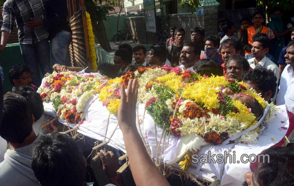 ms narayana funeral at esi burial ground