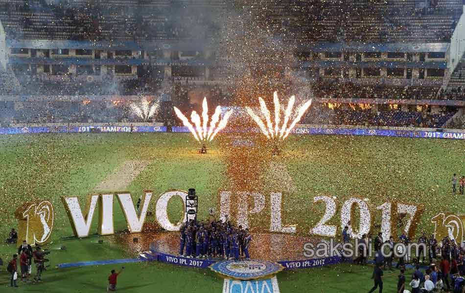 mumbai indians won IPL trophy