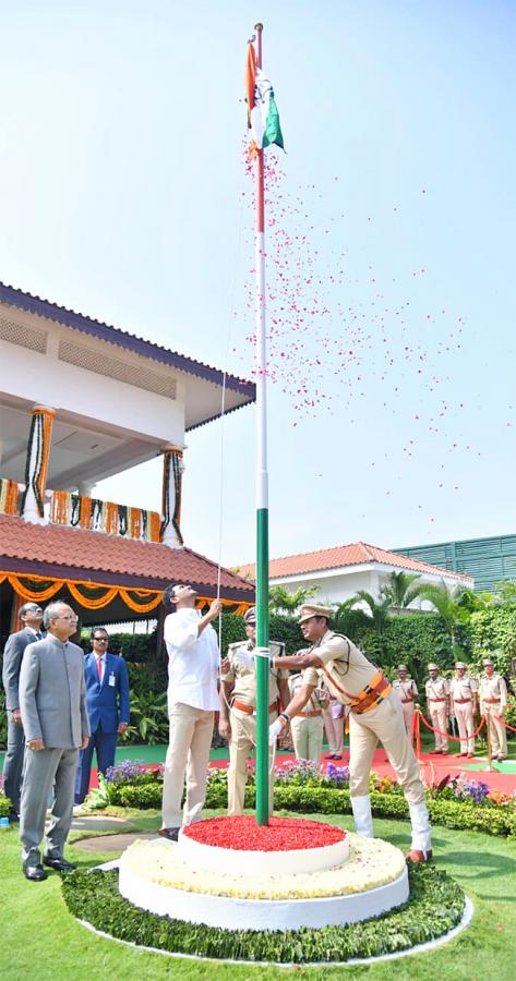 AP Formation Day 2023: CM Jagan Attend Celebrations - Sakshi