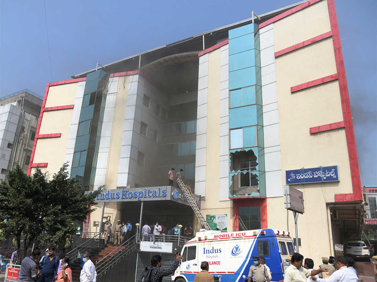 Fire breaks out at Indus Hospitals in Visakhapatnam - Sakshi