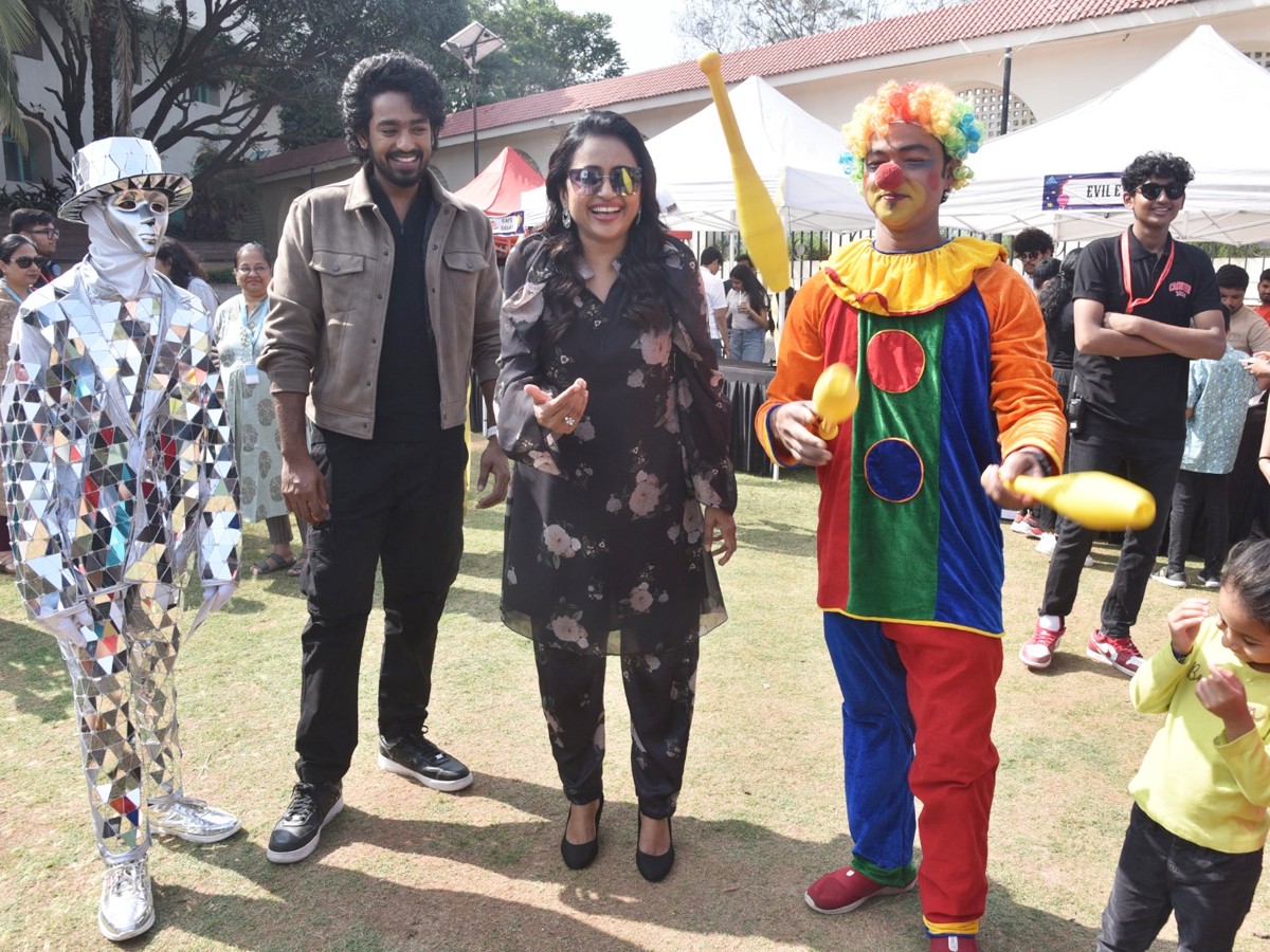 Anchor Suma Kanakala With Bubblegum Movie Hero, Heroine Attended The Event At Oakridge International School - Sakshi