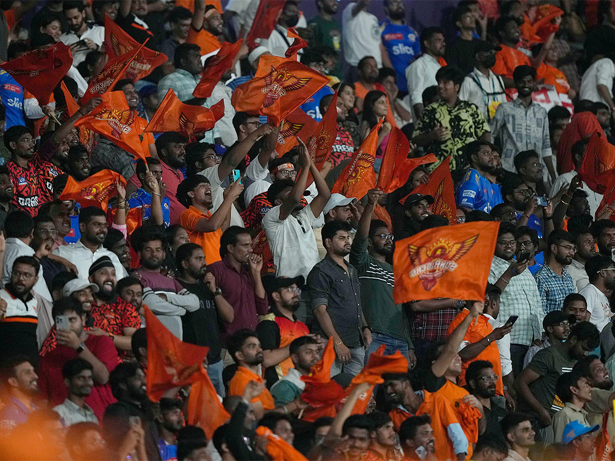 TATA IPL 2024 : tournament between Sunrisers Hyderabad and Mumbai Indians in Hyderabad - Sakshi