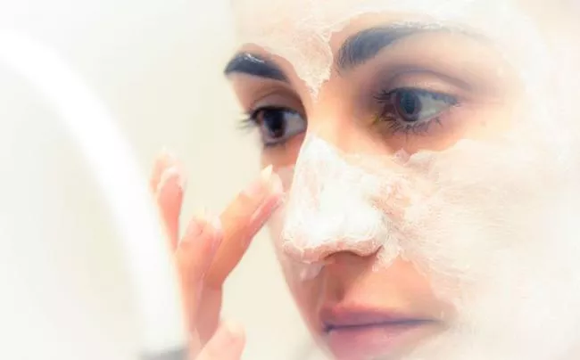 Some popular brands of facial creams that are advertised as containing "activated carbon" for better results can be harmful to the skin and even cause death, scientists say
