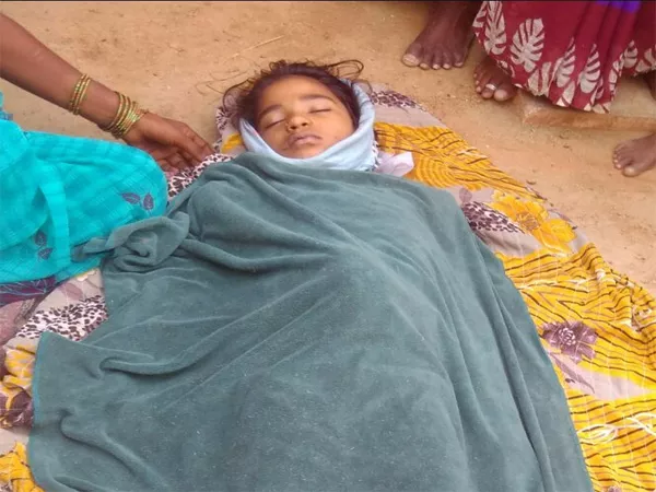 Man Died By Electric Current Shock In Mahabubnagar - Sakshi