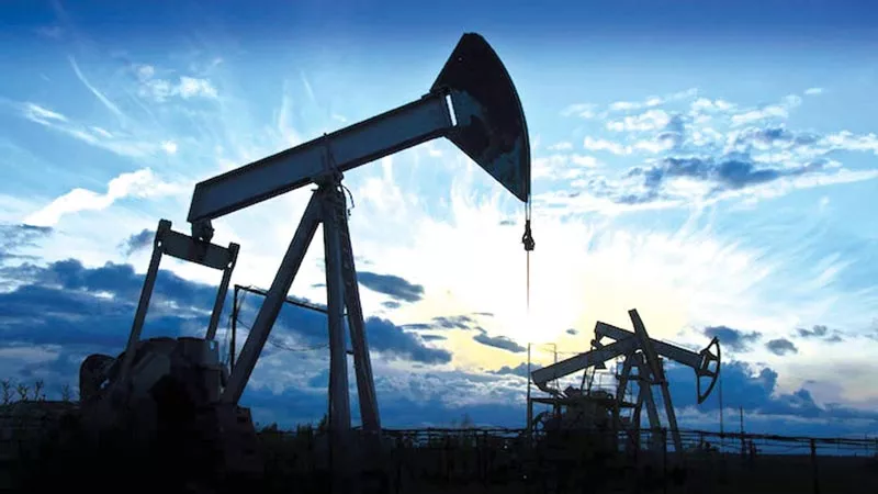 Saudis agree to large oil production hike - Sakshi