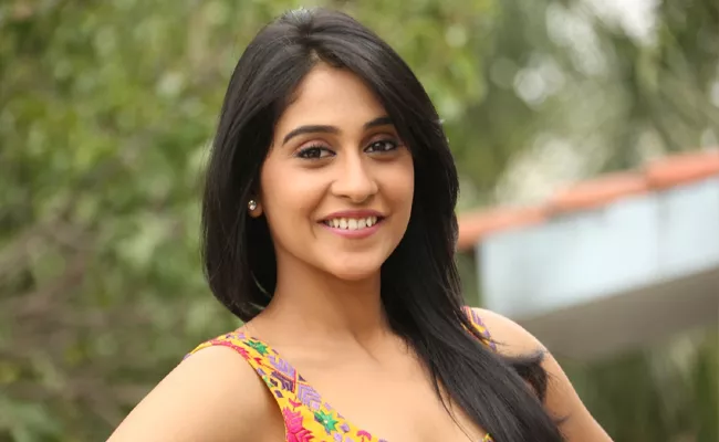 Actress Regeena Responds on Casting Couch - Sakshi