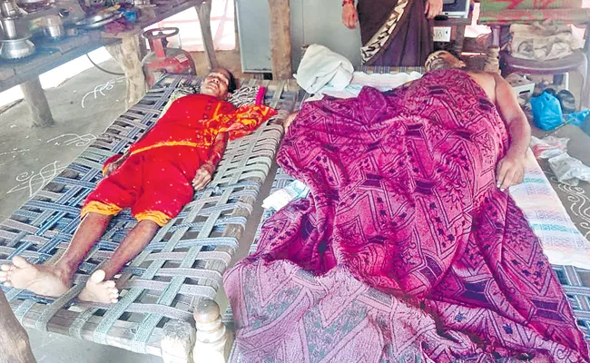 Telangana Agency Villages In Grip Of Viral Fevers - Sakshi