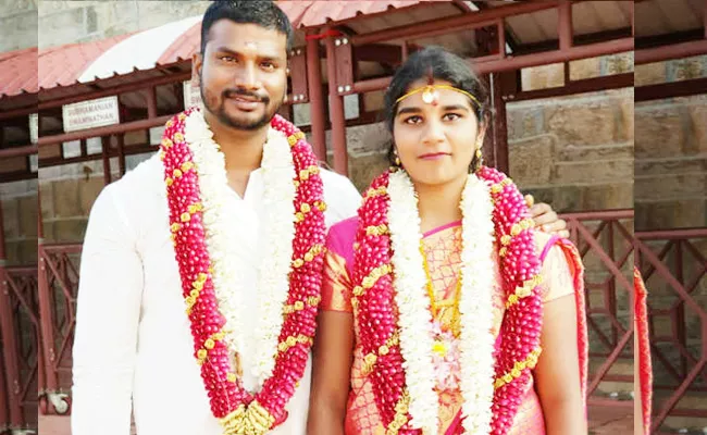 Vadu kattai Guru Daughter Love marriage Videos Viral - Sakshi
