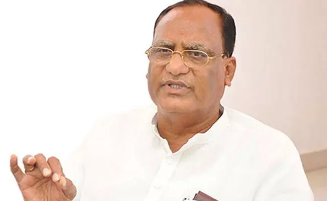 TRS MP Gutta Sukendar Reddy Slams Chandrababu Naidu - Sakshi