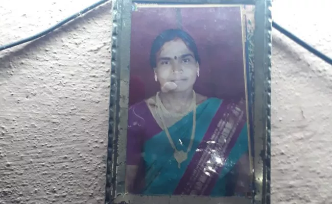 woman raped, murdered in Yadadri district - Sakshi