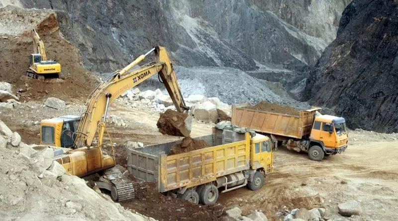 Illegal Mining In Anantapur District - Sakshi