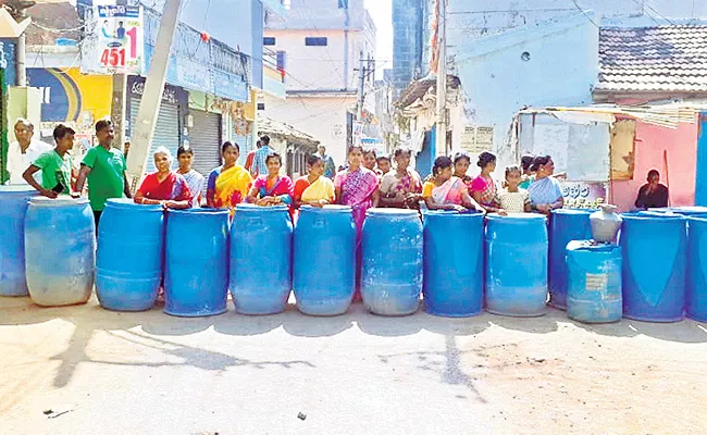 Drinking Water Problem In Medak District - Sakshi