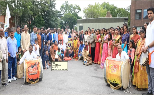 Bonala Jathara Was Held In London Under The Aegis Of The Telangana Association Of United Kingdom - Sakshi