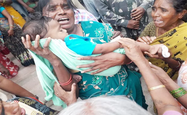 Seven Month Old Dies After Injection At Warangal - Sakshi