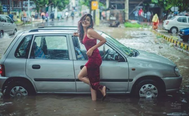 NIFT Student Photoshoot In Patna Rains - Sakshi