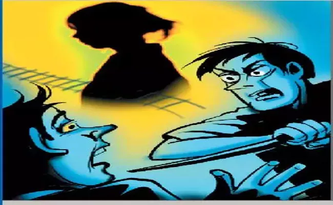 Wife Killed Husband With The Help Of Extra Marital Sexual Partner In Mahabubabad - Sakshi