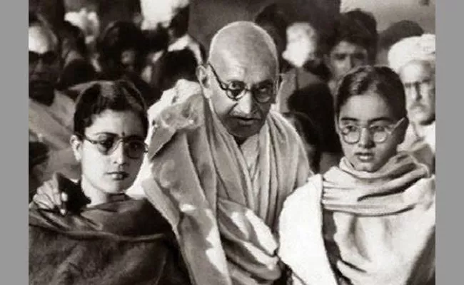Gandhi Died by Accident: Odisha Government Booklet - Sakshi