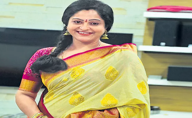 I am Very Happy With My Look Says Actress Raasi - Sakshi