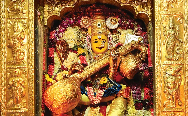 Kanaka Durga 5th Day Saraswathi Devi Darshan - Sakshi