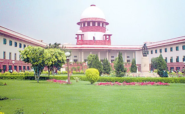 Supreme Court dismisses by Last Attempt Civil Service extra chance - Sakshi