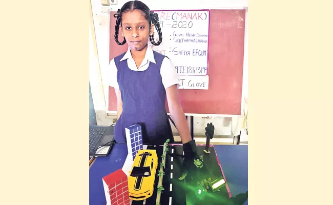 Smart Glove For Vehicle Drivers Girl Win Prize Hyderabad - Sakshi