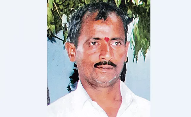 Sirnapally Man Deceased In Gulf Family Petition In HC Hearing Today - Sakshi