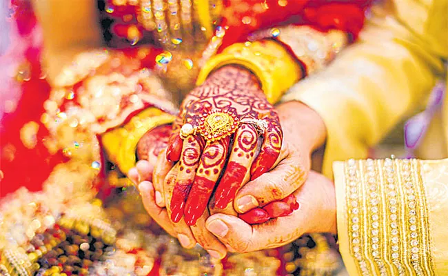 Pani Grahanam, Main Ritual In Hindu Marriage - Sakshi