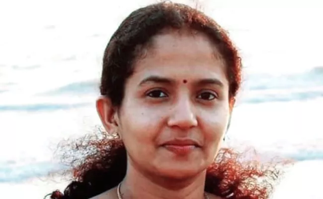Bank manager Found Hanging inside Office in Kerala - Sakshi