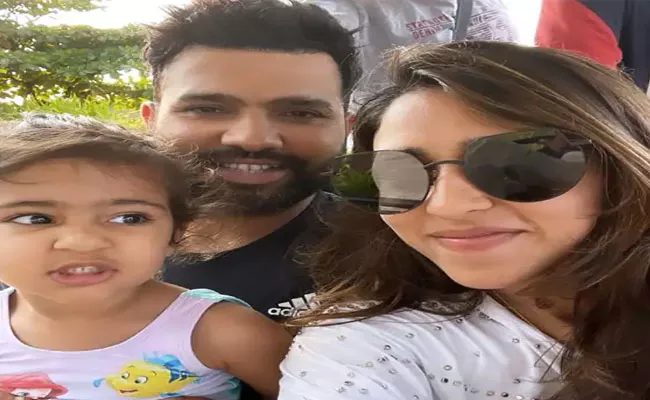 IPL 2021: Rohit Sharmas Wife Ritika Sajdeh Shares Selfie With Her Two Babies - Sakshi