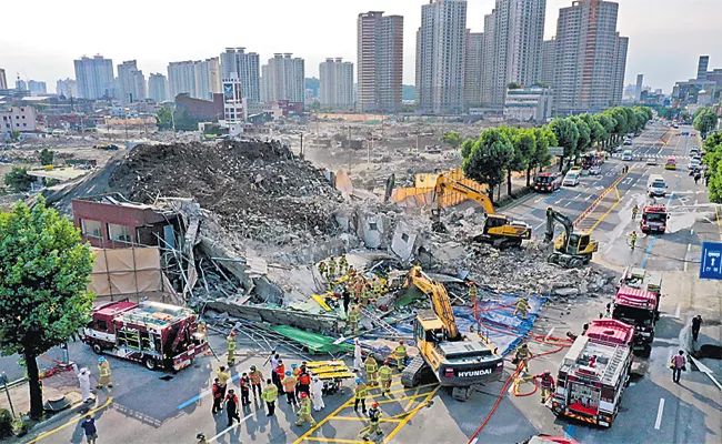 South Korea: Nine Expired As Building Collapses On To Bus In Gwangju - Sakshi