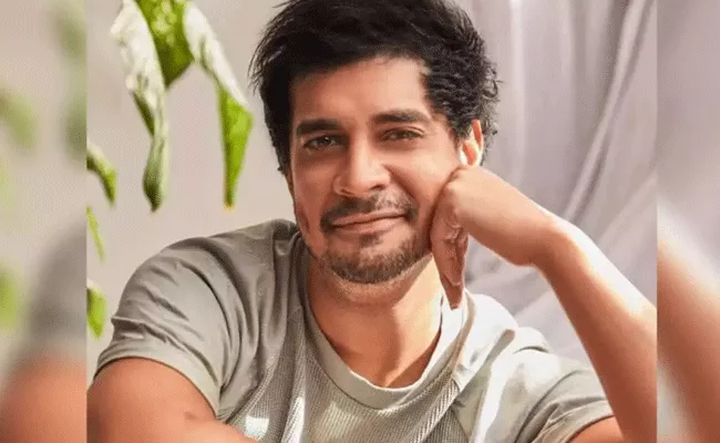 Actor Tahir Raj Bhasin Says He Was Rejected 250 To 300 Times In Audition  - Sakshi