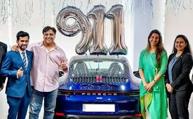 TV Actor Ram Kapoor Buys Expensive New Porsche 911 Carrera S - Sakshi