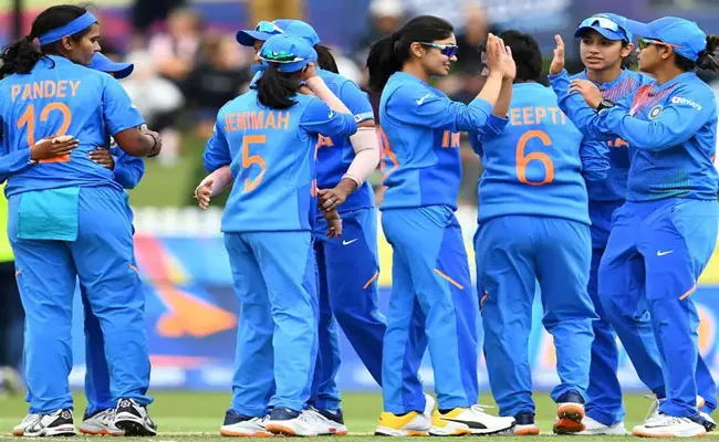 Today is the final battle of women in India and England - Sakshi