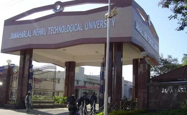 Students Alleges Fraud In JNTUH Engineering Last Semester Results - Sakshi