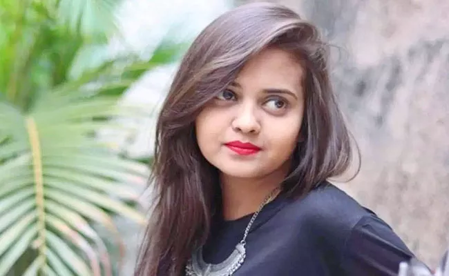 Youtube Star Shriya Muralidhar Died At Age 27 Due To Cardiac Arrest - Sakshi