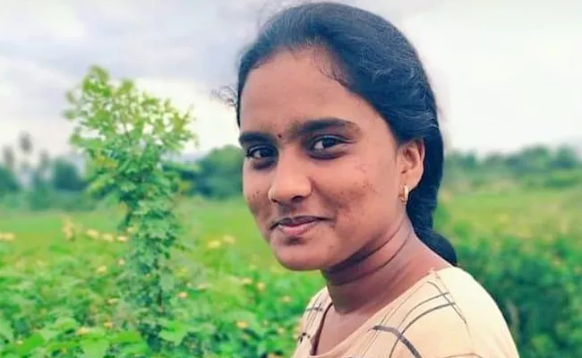 Engineering‌ Student Ends Her Life Over Homesick And Study Pressure - Sakshi