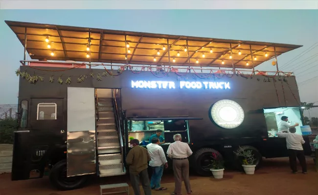 Nalgonda: Lorry Made Into Five Star Look Hotel In Kodad - Sakshi