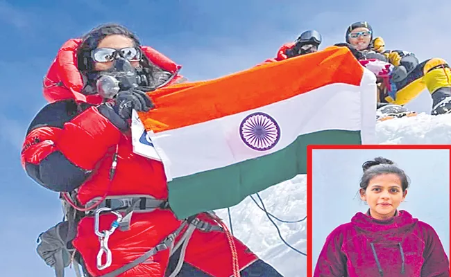 Priyanka Mohite becomes first Indian woman to scale five peaks - Sakshi