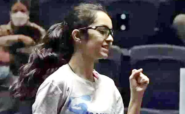 CWG 2022 : 14-Year-old Anahat Singh Beats Jada Ross Squash Women Singles - Sakshi