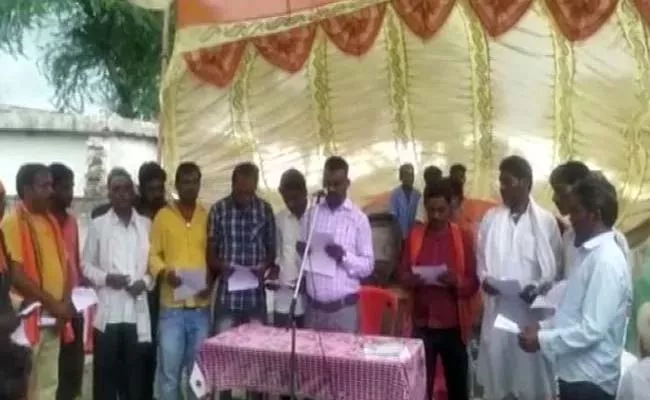 Women Elected Panchayat But Oat Ceremony Their Husbands Present - Sakshi