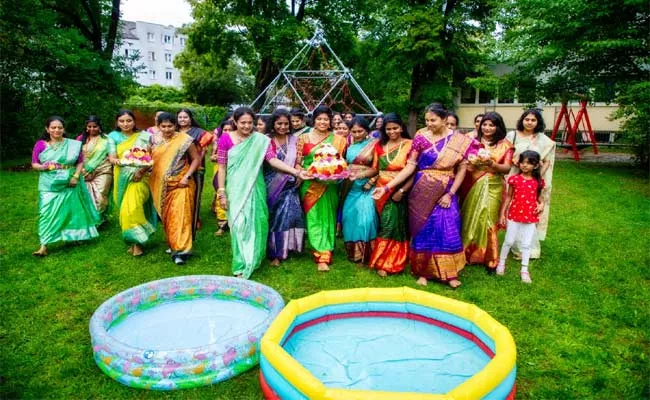 Telangana Traditional Festival Bathukamma Celebrations Held In Munich Germany - Sakshi