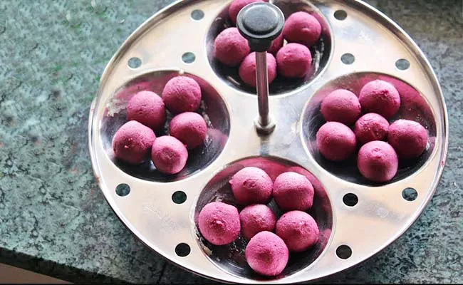 Recipes In Telugu: How To Make Beetroot Rice Balls - Sakshi