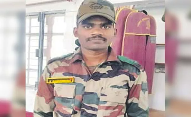 Army Soldier Cheated Woman In The Name Of Love At Vikarabad - Sakshi